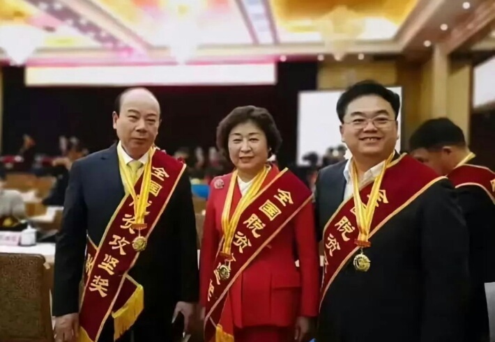 捡垃圾创业成功的案例,捡垃圾创业的利润