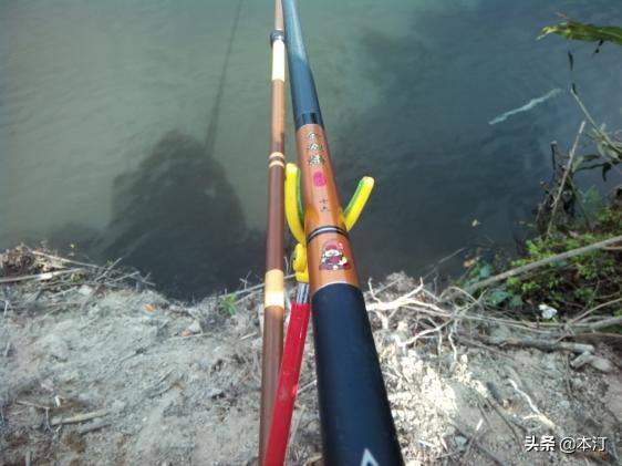 忙里偷闲抽点时间出来钓鱼,忙里偷闲去钓鱼的视频