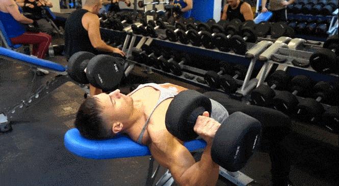 胸肌怎么打造完整版,6个动作帮你练好紧致胸肌