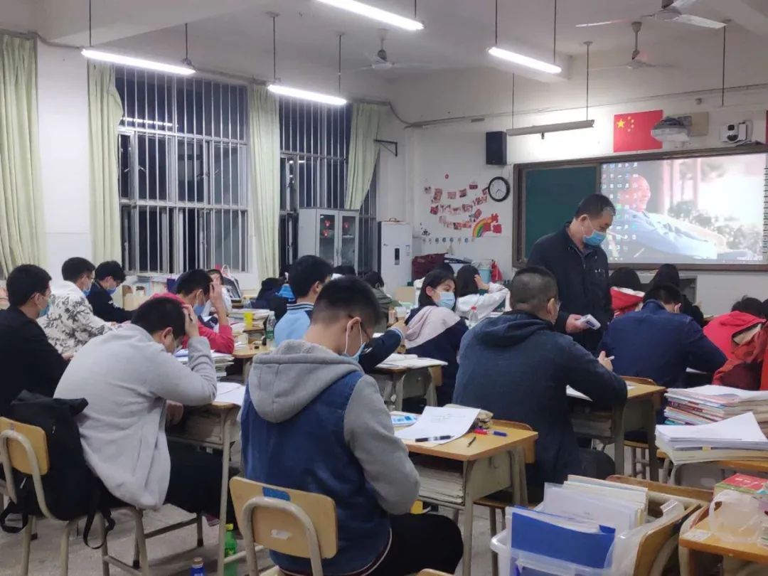 南宁市中小学流感防控直播,广西南宁开学防疫教育局通知