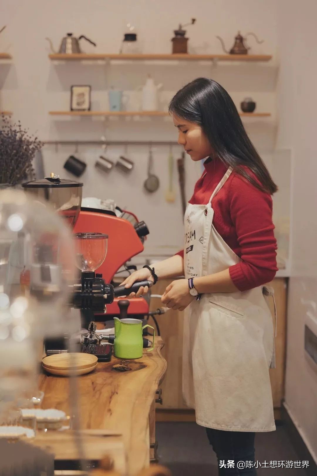 情侣环游中国买咖啡,广西情侣旅行