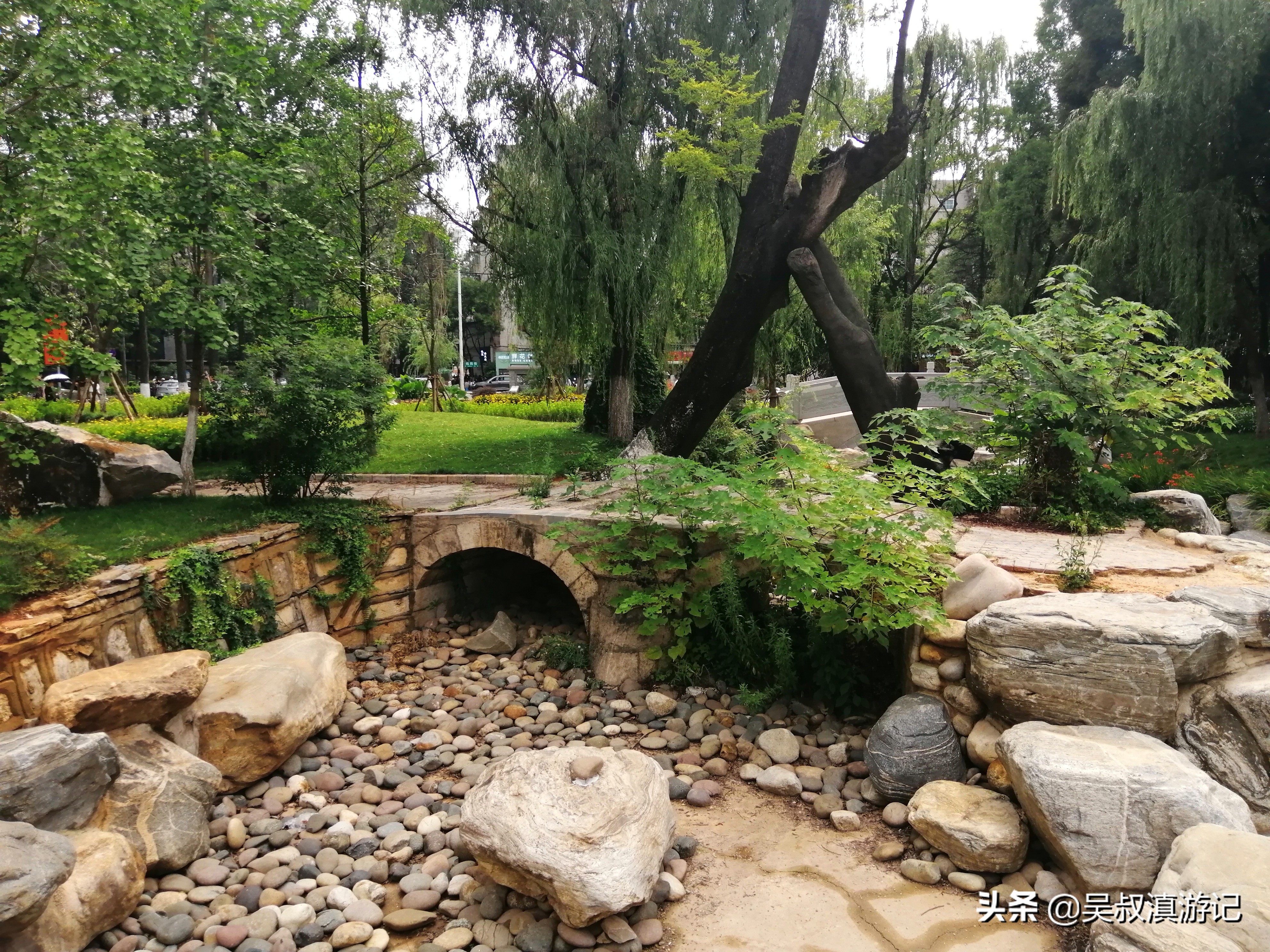 一篇长文，娓娓道尽老昆明城里明朝那些人儿、那些事儿、那些景儿