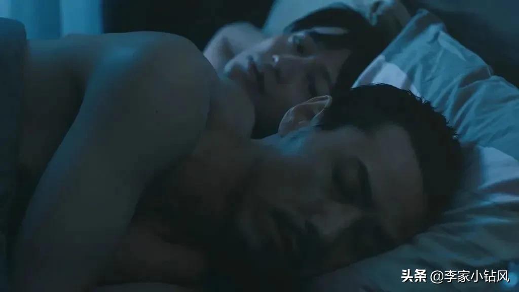 早就出过满屏*欲肉**的深夜剧，今年超级火爆的题材，