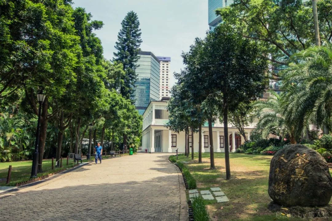 寸土寸金香港,寸土寸金的香港