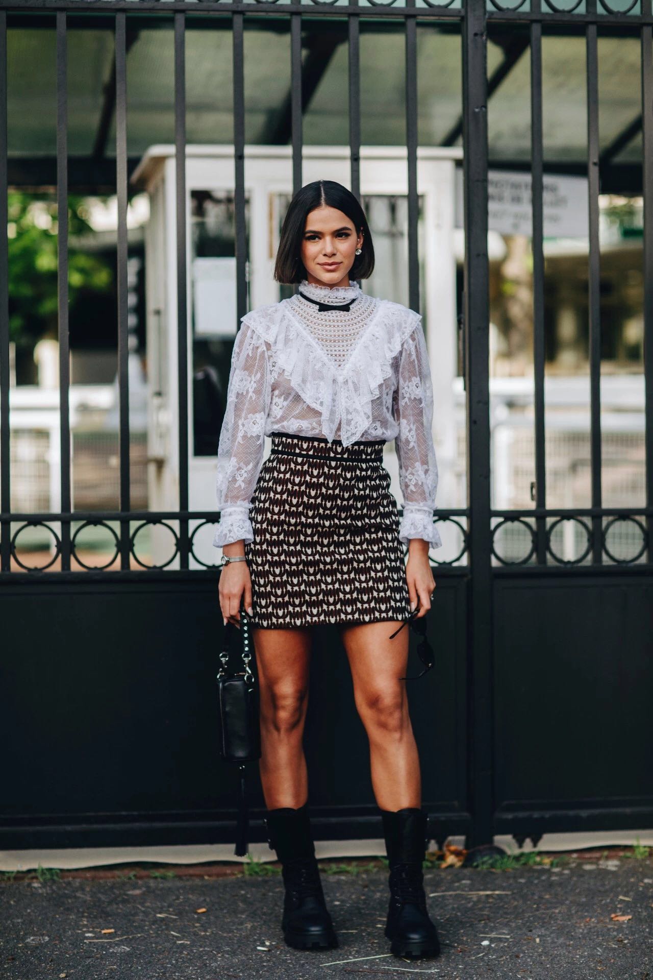 大蝴蝶结怎么搭配好看图片,细跟蝴蝶结穿衣搭配