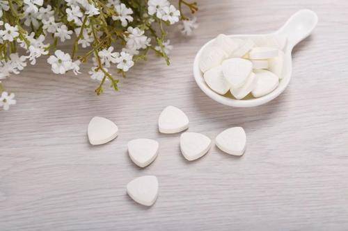 几毛钱的维生素b2治好病,几块钱一瓶的维生素b2