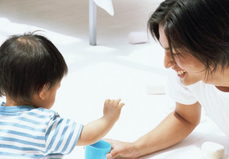 小孩晚上睡觉尿床怎么治疗最有效,孩子睡觉尿床最有效的方法