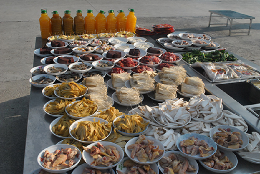 中国和美国哪个国家军队伙食最好,美国军人伙食真实感受