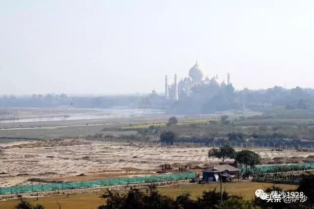 阿格拉红堡泰姬陵,阿格拉红堡和泰姬陵