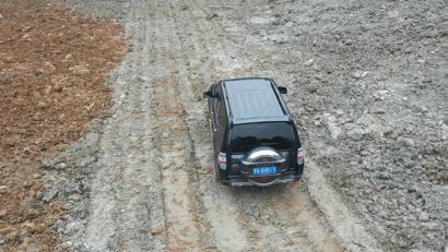 帕杰罗跑烂泥巴路,帕杰罗走山路
