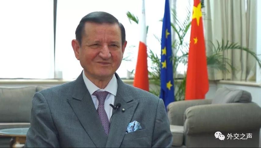 马耳他驻华大使卓嘉鹰元宵读诗祈愿：但你的灵与肉坚不可摧