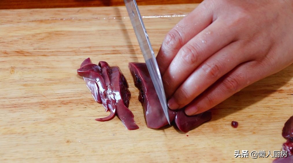 炸鸡肝几分钟好吃,炸鸡肝放什么调料好吃