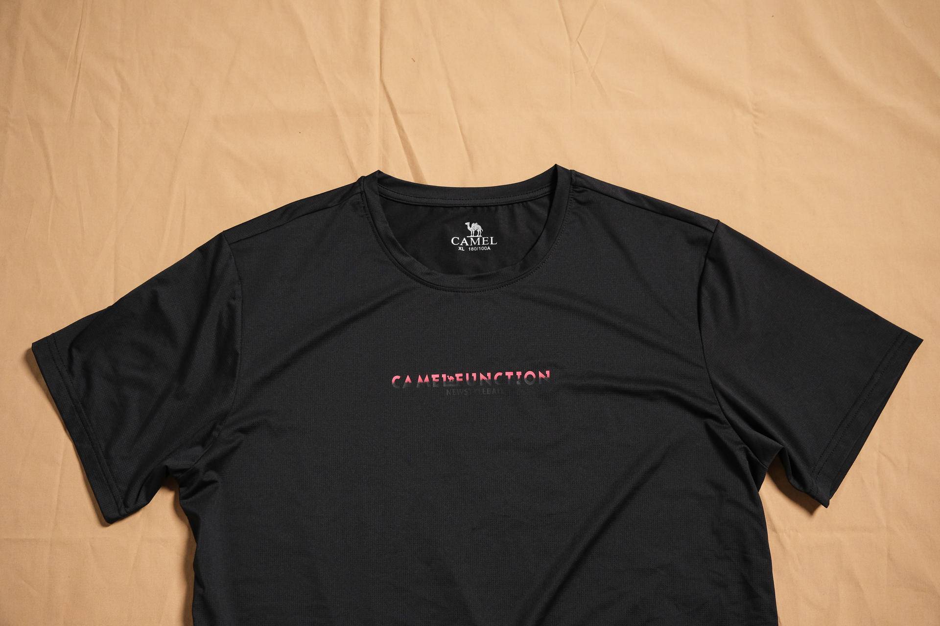 什么材质t恤适合夏天穿,夏季啥材质t恤凉快抗皱不缩水