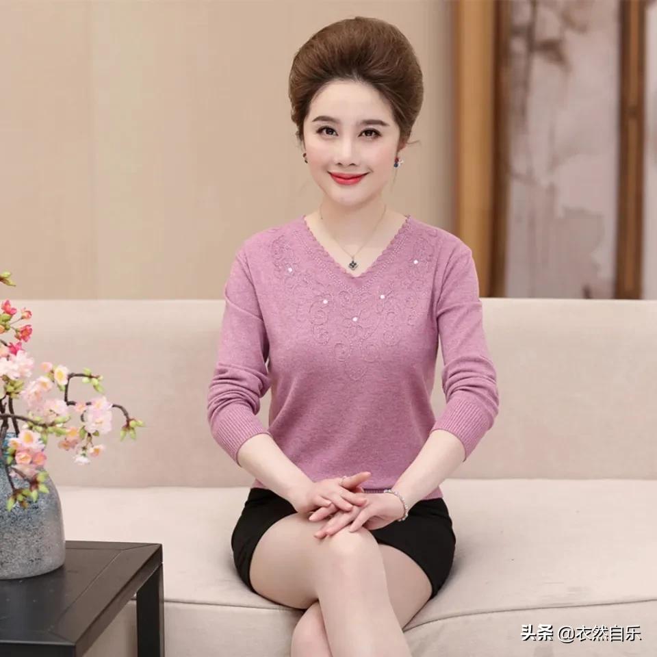 50岁女装妈妈装洋气减龄亮色,五十多岁妈妈装时尚高档显瘦女装