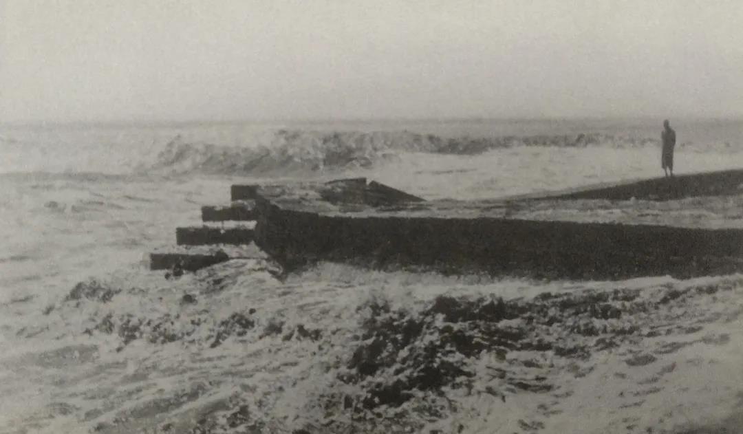 钱塘江从哪里开始变黄,钱塘江长大潮什么原因