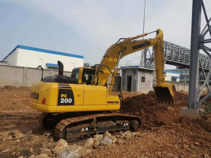 小松挖掘机最新消息,小松挖掘机官网报价表