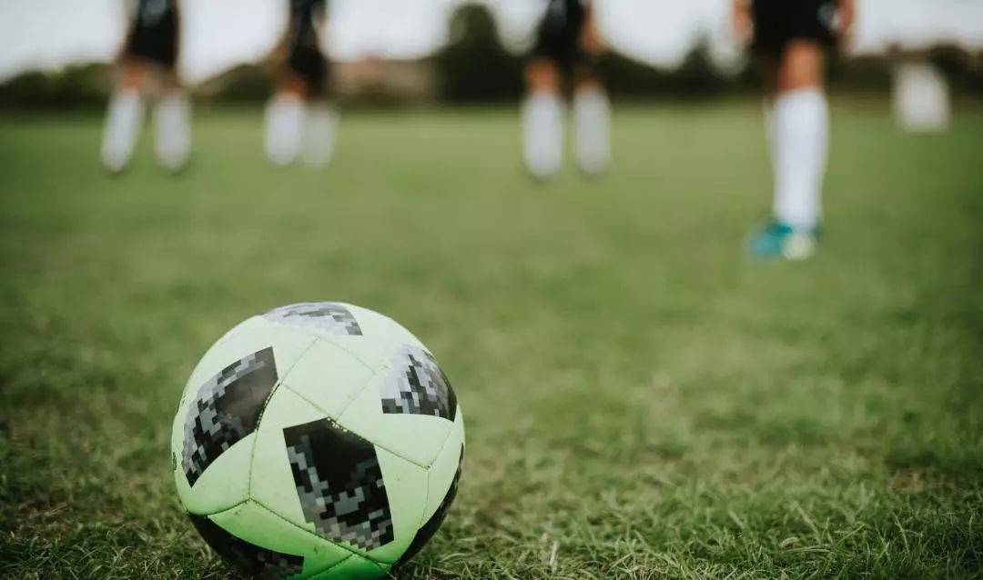 “我爱足球”中国足球民间争霸赛山西赛区抽签仪式在滔湃举行