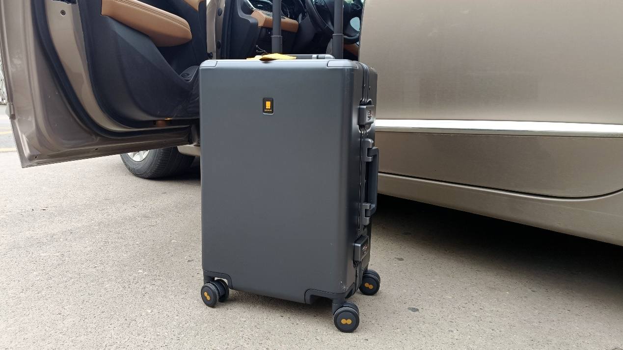 地平线8号行李箱真的好用吗,地平线8号level8旅行箱测试