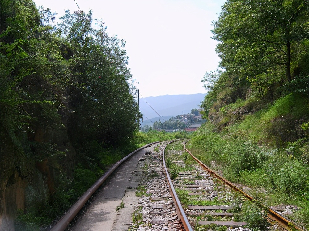 运转昭化站,探秘821厂铁路专线