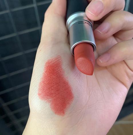 买不起口红的用什么代替,大牌口红必买色号推荐平价女