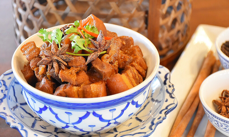 泰国旅游必吃的泰国特色美食介绍,在泰国美食推荐攻略