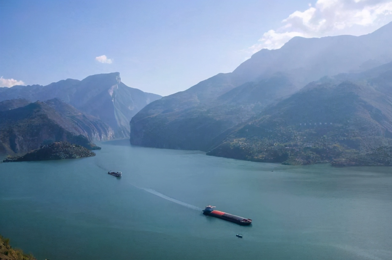 三峡水库最大鱼多重,蓄水20年三峡大坝号称鱼类天堂