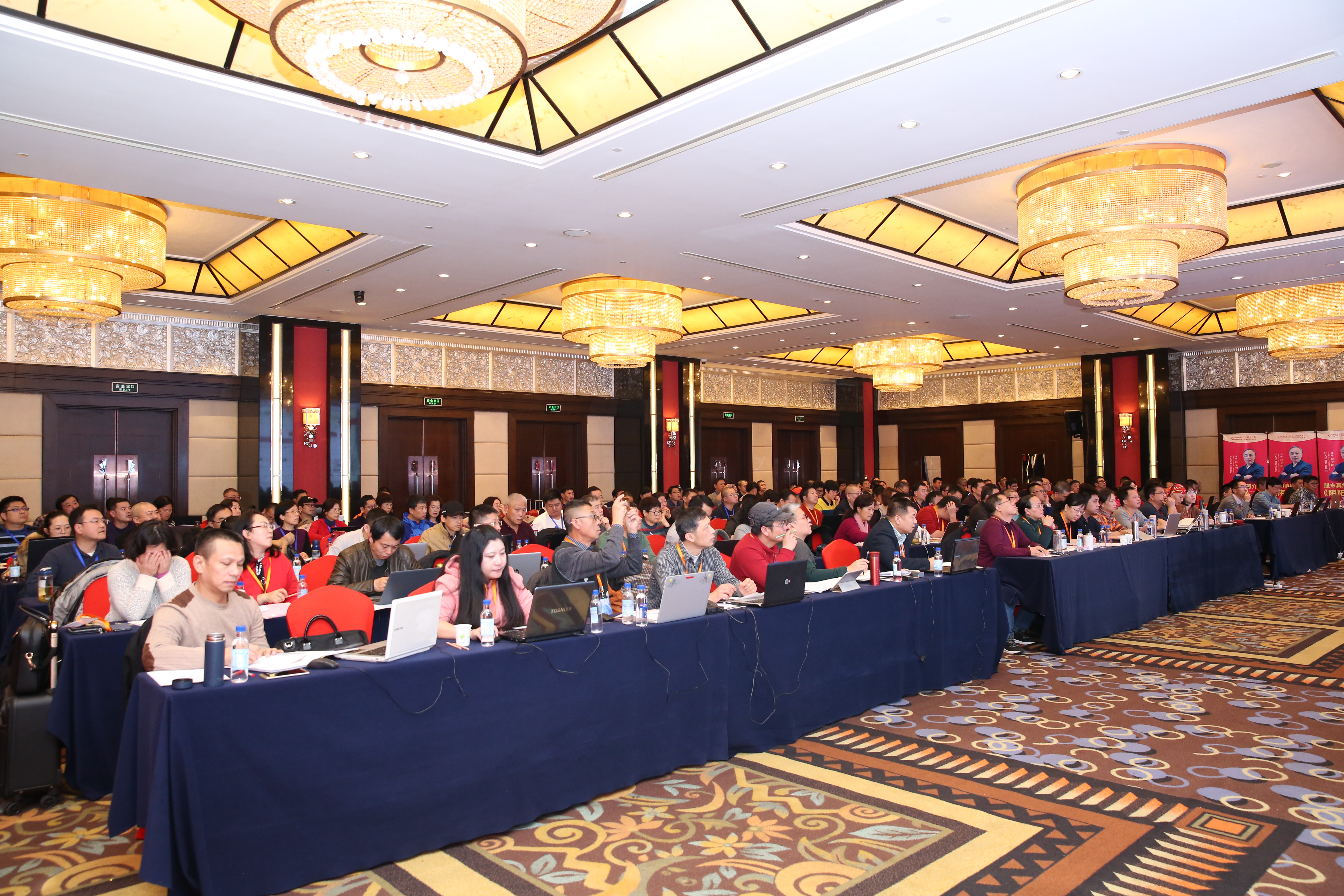 关勃：半导体逆势再走强！谈3只测试设备龙头股！（附名单）