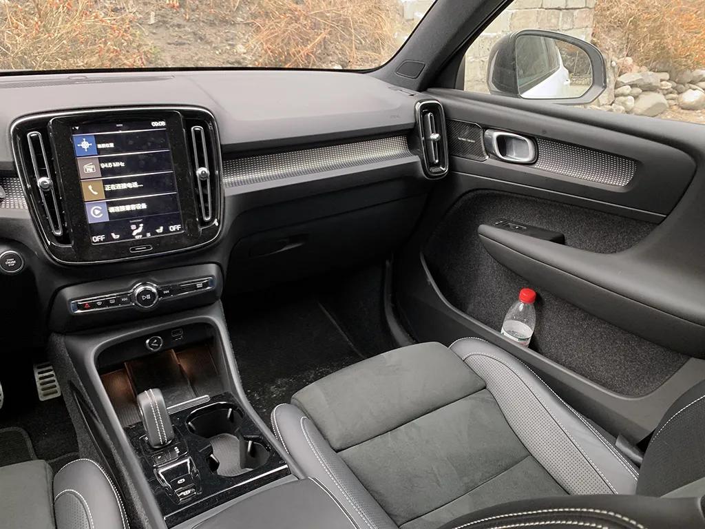 试驾沃尔沃xc40,沃尔沃xc40最新试驾视频