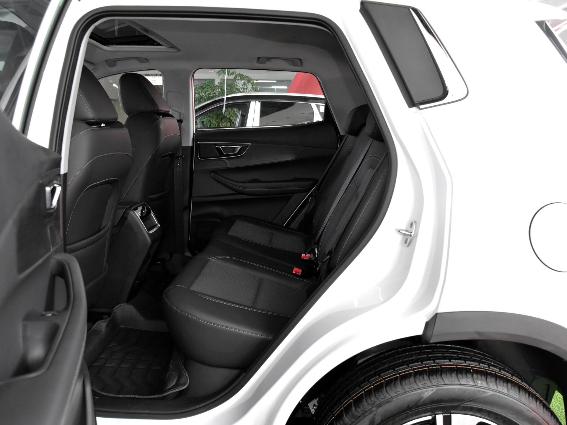 价格亲民空间大的suv,价格便宜空间大的suv车10万以内