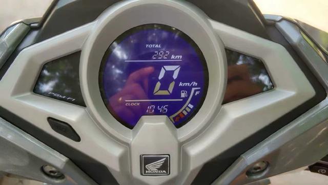 本田裂行125加95号油好还是92的好,新大洲本田裂行125对比豪爵usr125