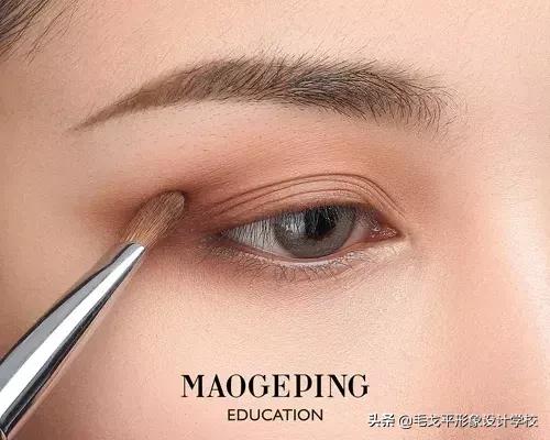三分钟教你如何画好精致的眼妆,超级简单的眼妆怎么画