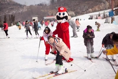 留济咋过年?走起!去九顶塔体验“欢乐中华年”