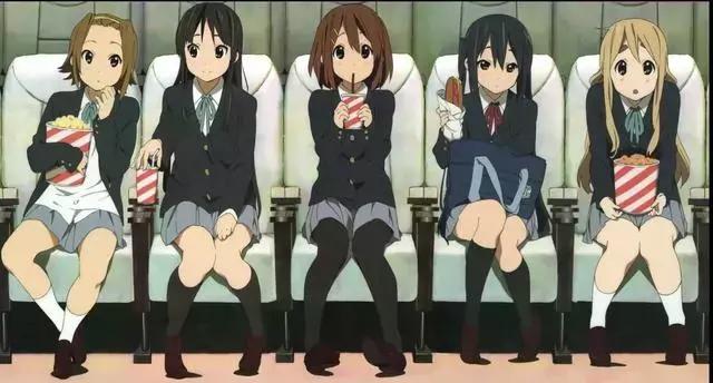 日本女生为啥都是罗圈腿,日本罗圈腿为什么那么多