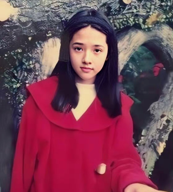 从“益达女孩”到“港圈太子妃”，郭碧婷的故事比你想象的要丰富