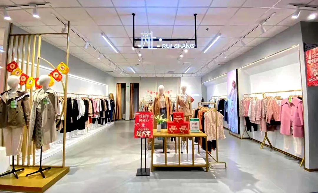 用正经的态度谈谈女人与衣服