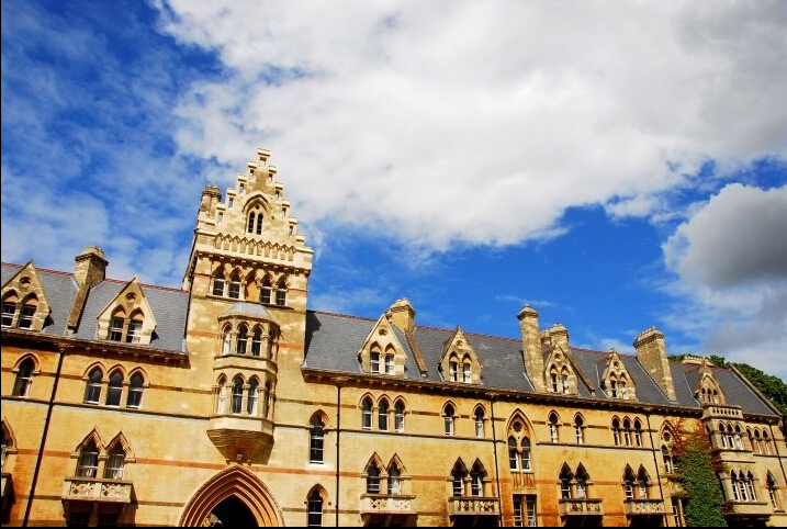 英国景色最好的大学,英国学费最便宜的十所大学