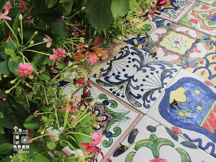 千篇一律，不如个性有趣，他们都选择了定制自己的专属瓷砖