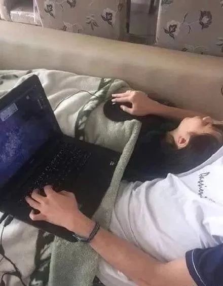 如果你找到个小胸女友~听说有99个好处