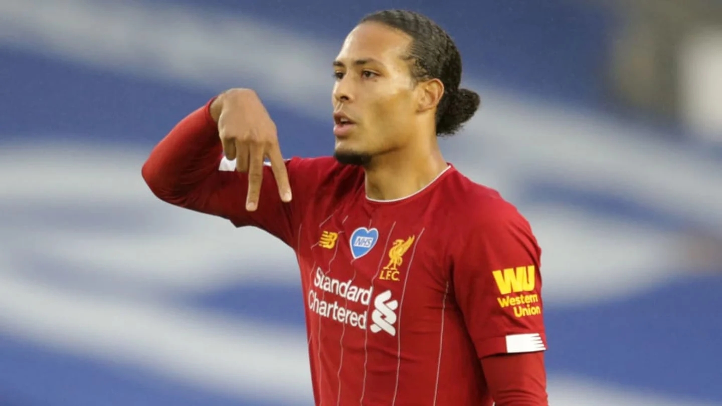 足坛历史排名前十的边后卫,足坛边后卫排行榜前五的球员