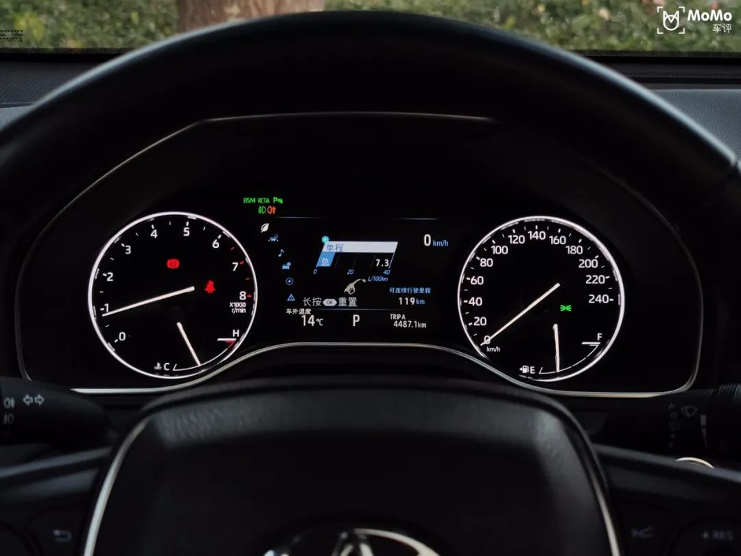 2021款2.5汽油版丰田亚洲龙实测,新款丰田亚洲龙2.0l豪华版试驾