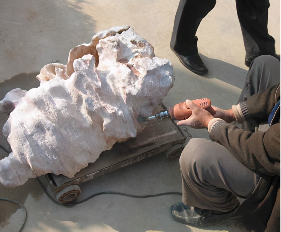 莲花瓣灵璧石作假过程,灵璧石白筋黄筋能作假吗