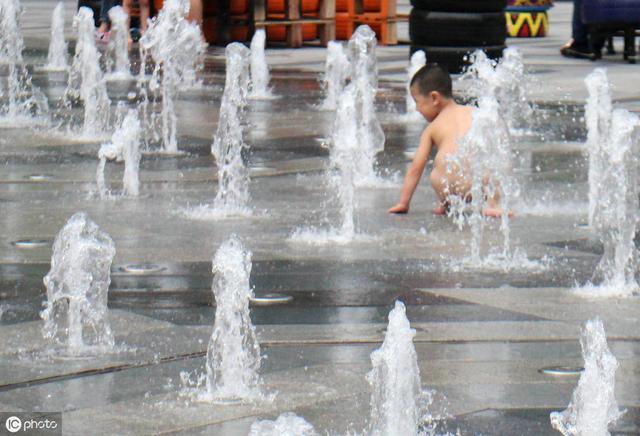 冬天,娃儿不用尿不湿又不尿裤子怎么弄???