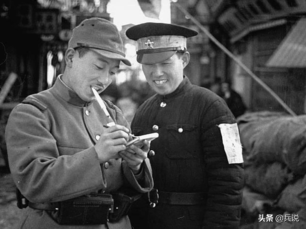 传奇！2名新四军推着棺材，满载*器武**和文件，成功穿行700里敌占区