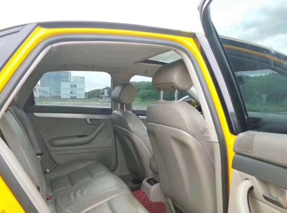 二手车20万公里奥迪a4,2万左右的奥迪a4l二手车