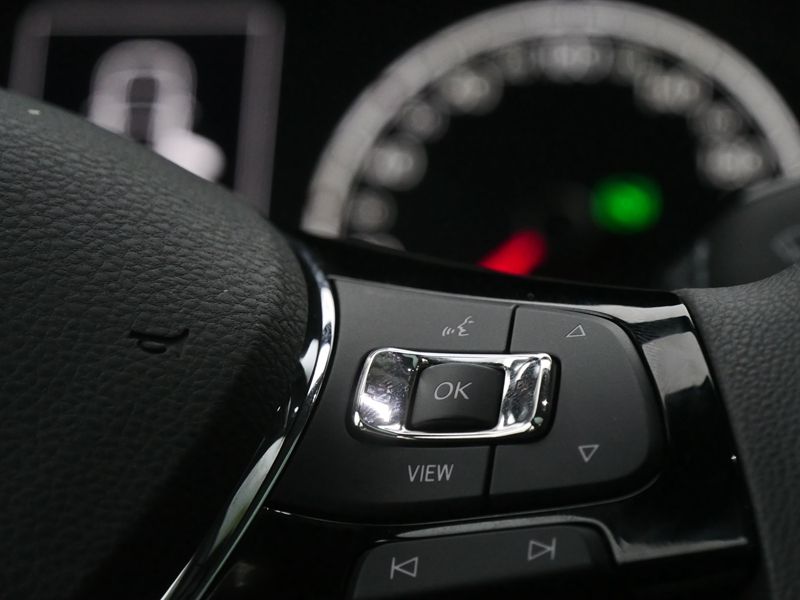 大众poloplus纵情乐活版,大众poloplus和飞度哪个好