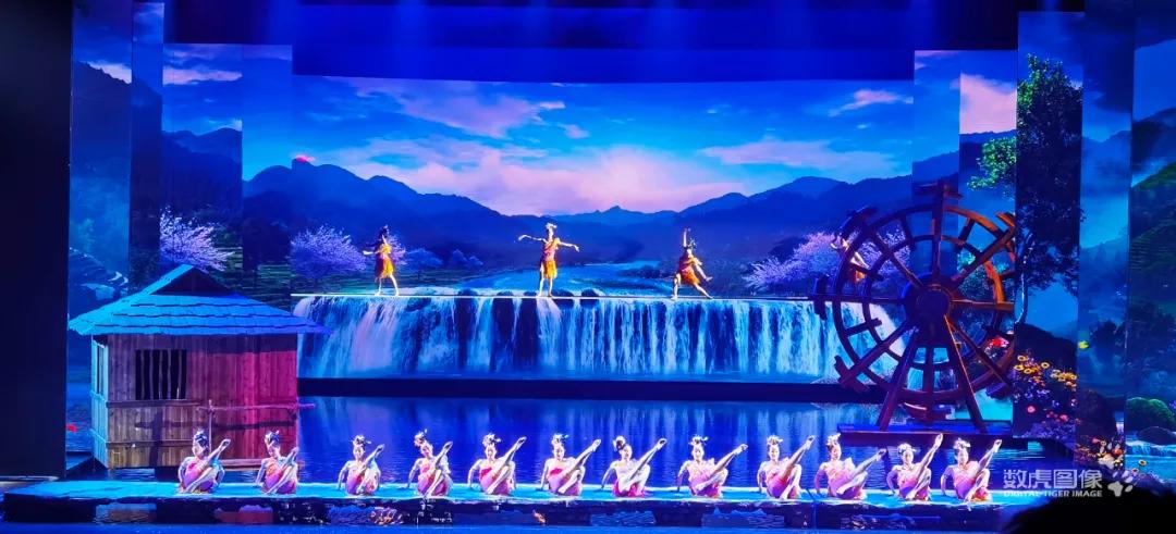 中秋国庆灯光秀节目单,国庆中秋灯光秀视频