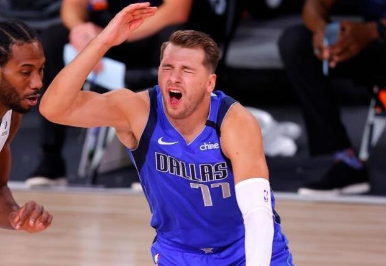 东契奇暖心一幕,东契奇暖心瞬间