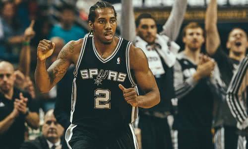 伦纳德对雄鹿第三战,西决第三场伦纳德