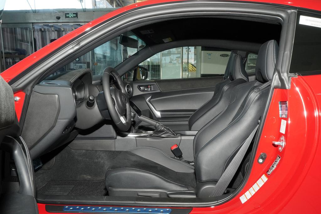 新款丰田86的可玩性,新款丰田86实跑