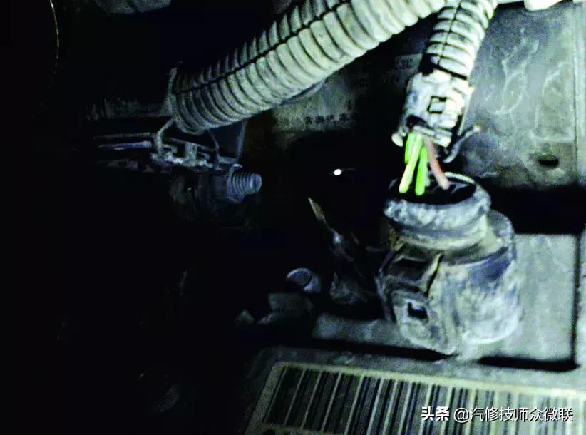 大众水温传感器坏了冷车启动困难,大众发动机故障灯亮氧传感器坏了